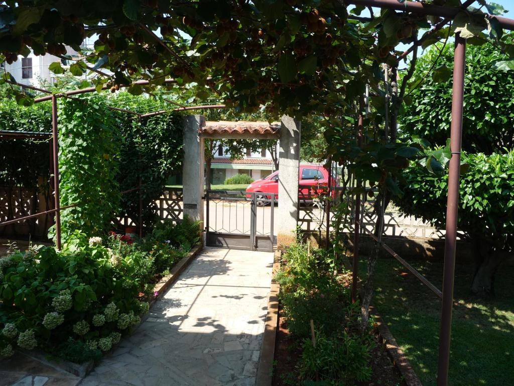 Apartments & Rooms Milka Ουμάγκ Εξωτερικό φωτογραφία