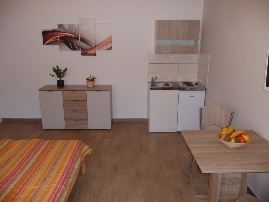 Apartments & Rooms Milka Ουμάγκ Εξωτερικό φωτογραφία