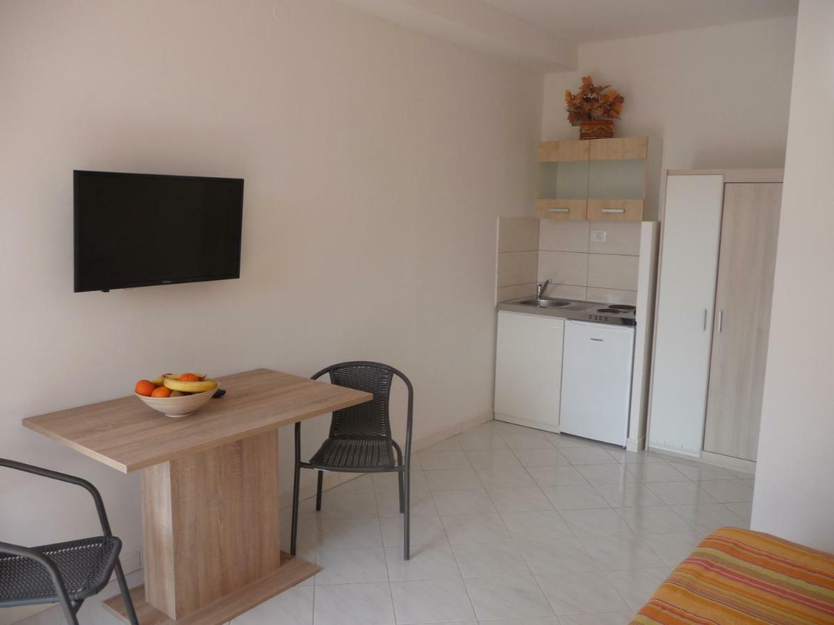 Apartments & Rooms Milka Ουμάγκ Εξωτερικό φωτογραφία